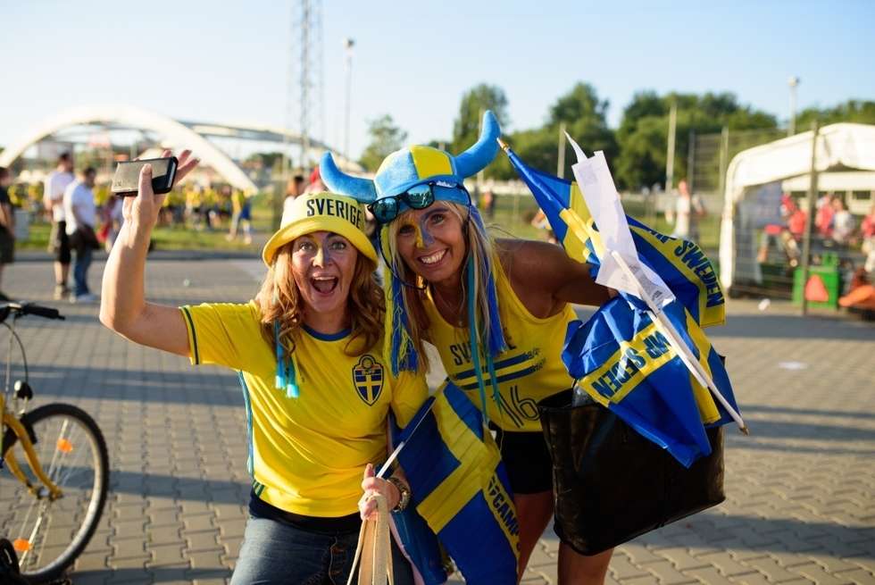  Kibice Szwecji i Polski przed meczem (zdjęcie 103) - Autor: Andrzej Mikulski