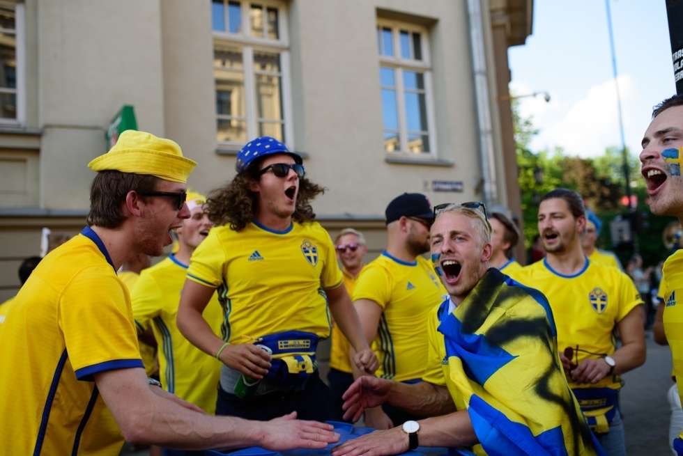  Kibice Szwecji i Polski przed meczem (zdjęcie 65) - Autor: Andrzej Mikulski