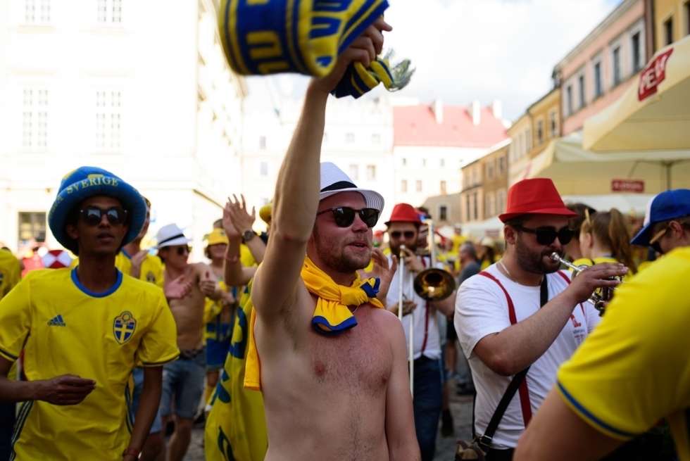  Kibice Szwecji i Polski przed meczem (zdjęcie 10) - Autor: Andrzej Mikulski