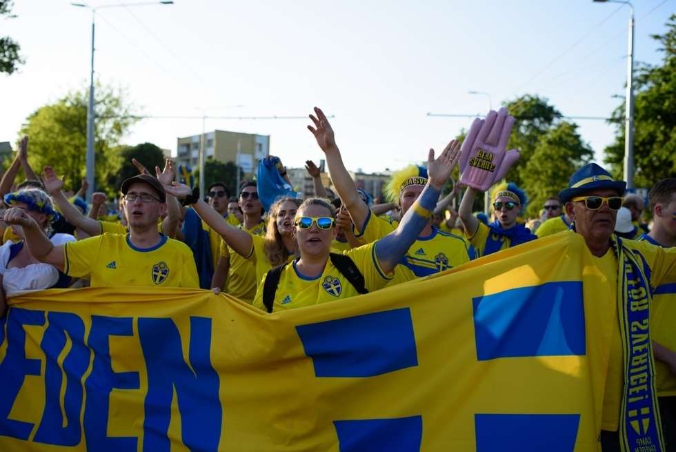  Kibice Szwecji i Polski przed meczem (zdjęcie 89) - Autor: Andrzej Mikulski