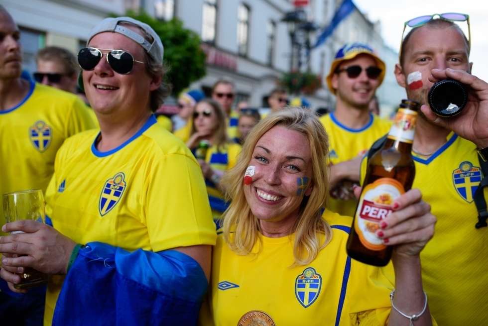  Kibice Szwecji i Polski przed meczem (zdjęcie 52) - Autor: Andrzej Mikulski