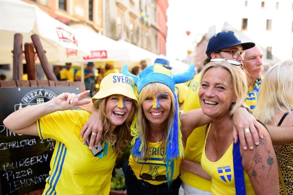  Kibice Szwecji i Polski przed meczem (zdjęcie 6) - Autor: Andrzej Mikulski