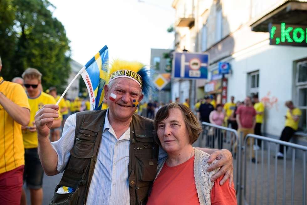  Kibice Szwecji i Polski przed meczem (zdjęcie 77) - Autor: Andrzej Mikulski