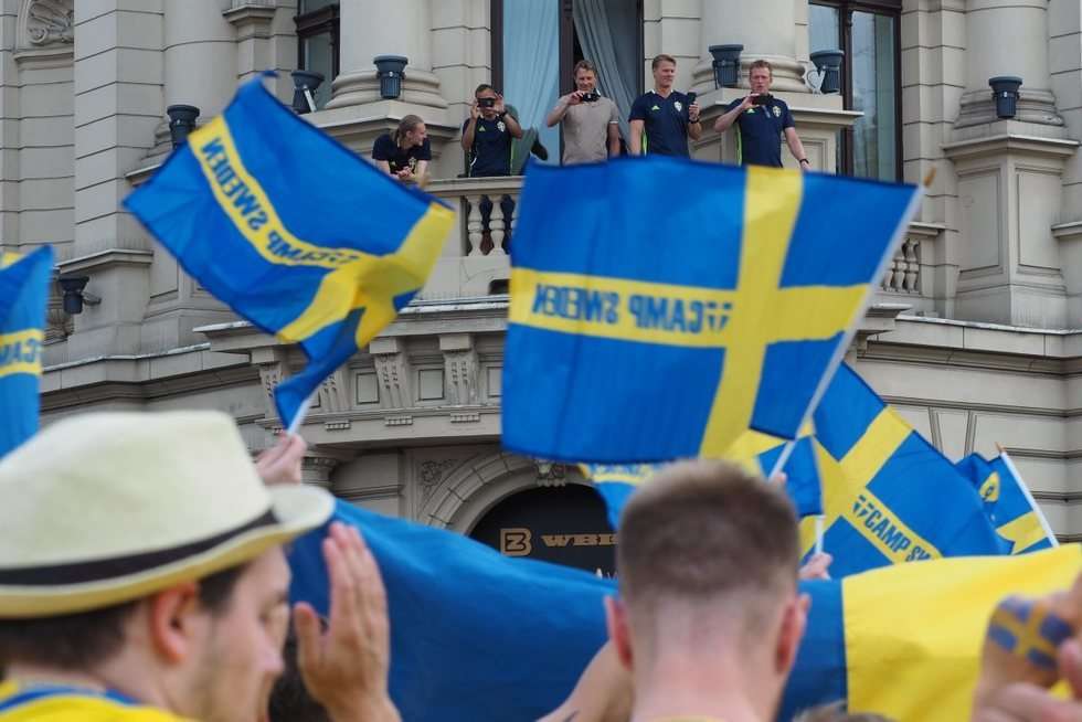   Szwedzcy kibice znów przeszli przez miasto  (zdjęcie 3) - Autor: Maciej Kaczanowski