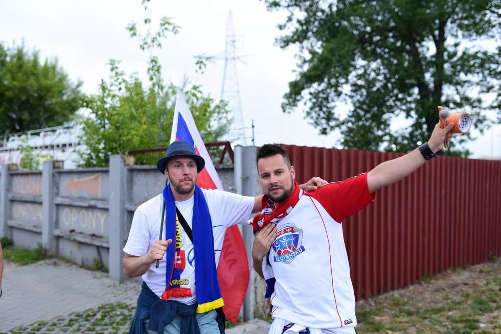  Lublin: Piękne kibicki i kibice na Euro 2017 U21  (zdjęcie 28) - Autor: Andrzej Mikulski