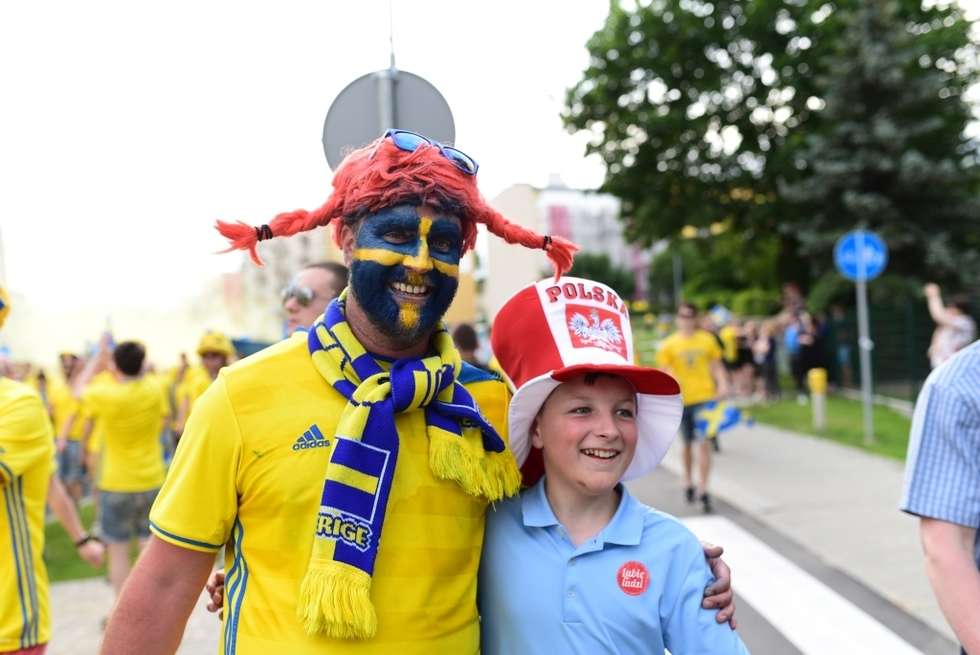  Lublin: Piękne kibicki i kibice na Euro 2017 U21  (zdjęcie 12) - Autor: Andrzej Mikulski