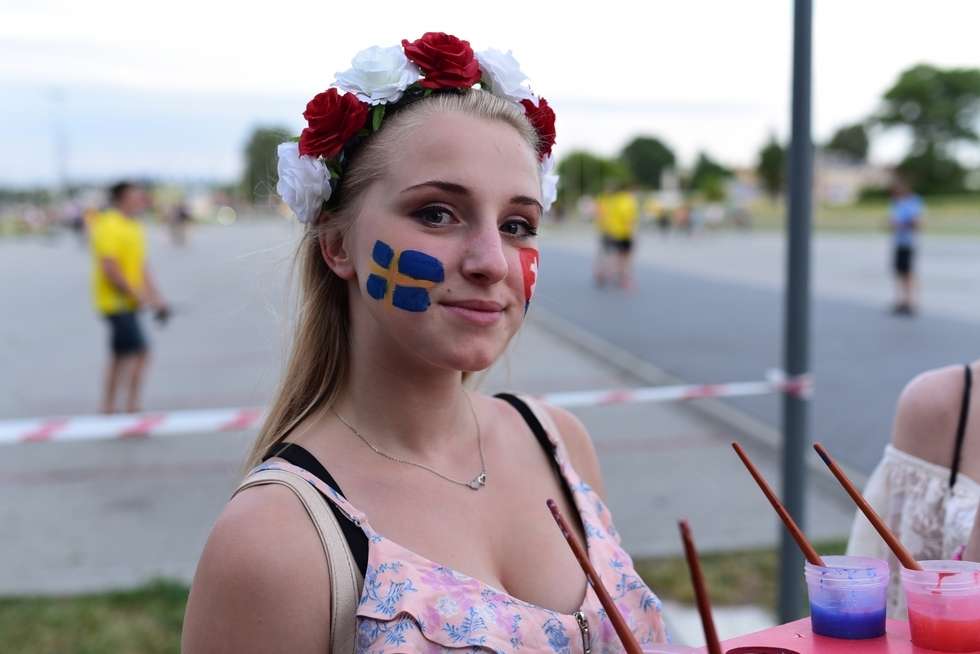  Lublin: Piękne kibicki i kibice na Euro 2017 U21  (zdjęcie 20) - Autor: Andrzej Mikulski
