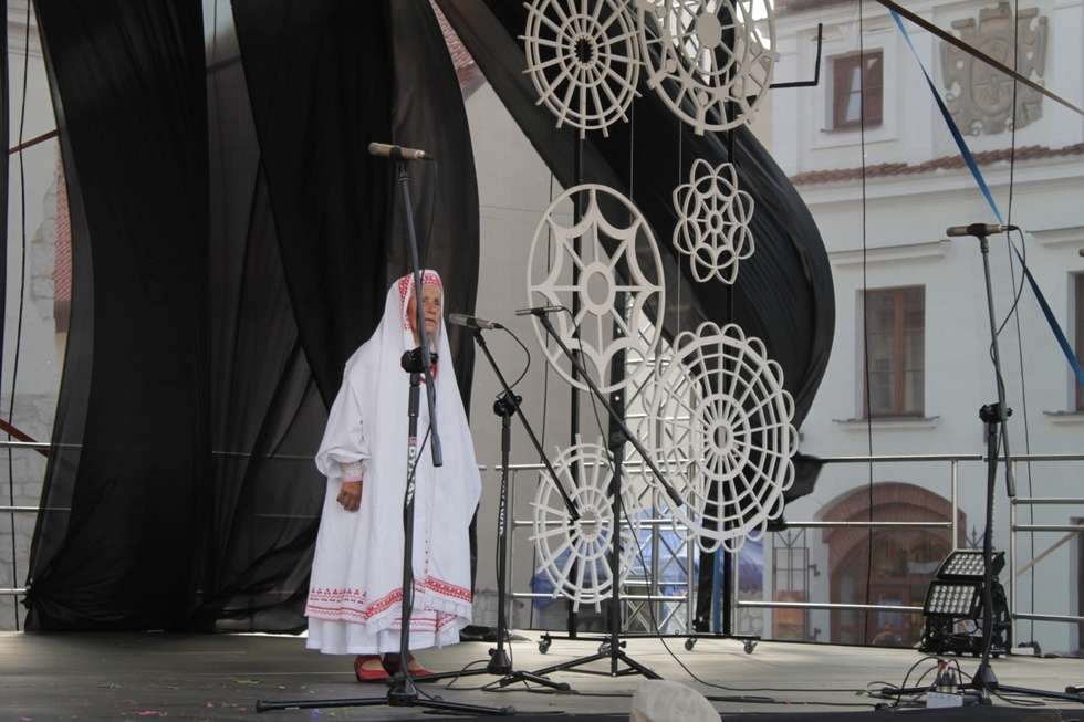  Festiwal Kapel i Śpiewaków Ludowych w Kazimierzu Dolnym (zdjęcie 2) - Autor: Katarzyna Gurmińska