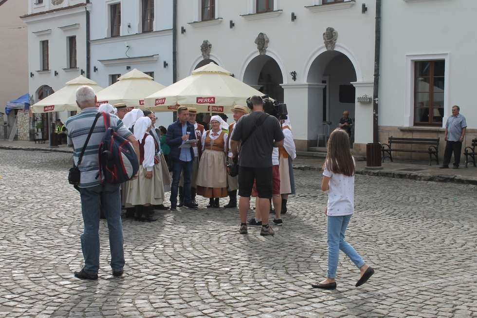  Festiwal Kapel i Śpiewaków Ludowych w Kazimierzu Dolnym (zdjęcie 13) - Autor: Katarzyna Gurmińska