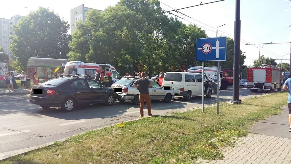  Wypadek na ul. Diamentowej w Lublinie (zdjęcie 2) - Autor: Anna / Alarm 24