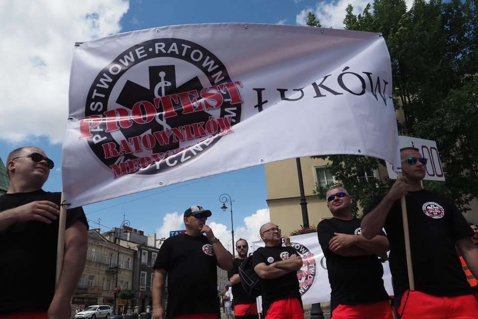  Protest ratowników medycznych w Lublinie (zdjęcie 12) - Autor: Wojciech Nieśpiałowski