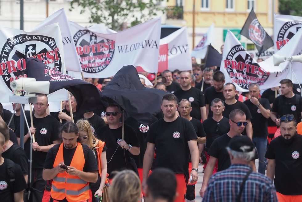  Protest ratowników medycznych w Lublinie (zdjęcie 23) - Autor: Wojciech Nieśpiałowski