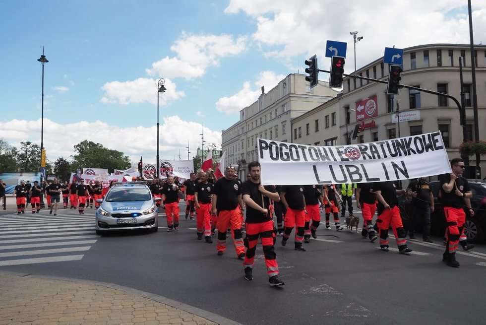  Protest ratowników medycznych w Lublinie (zdjęcie 27) - Autor: Wojciech Nieśpiałowski