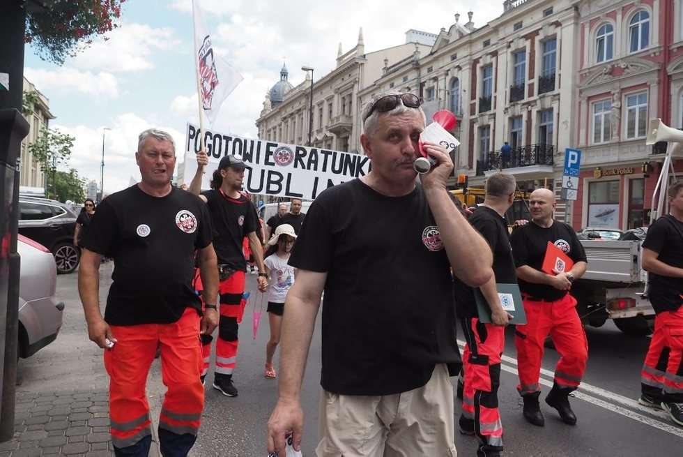  Protest ratowników medycznych w Lublinie (zdjęcie 25) - Autor: Wojciech Nieśpiałowski