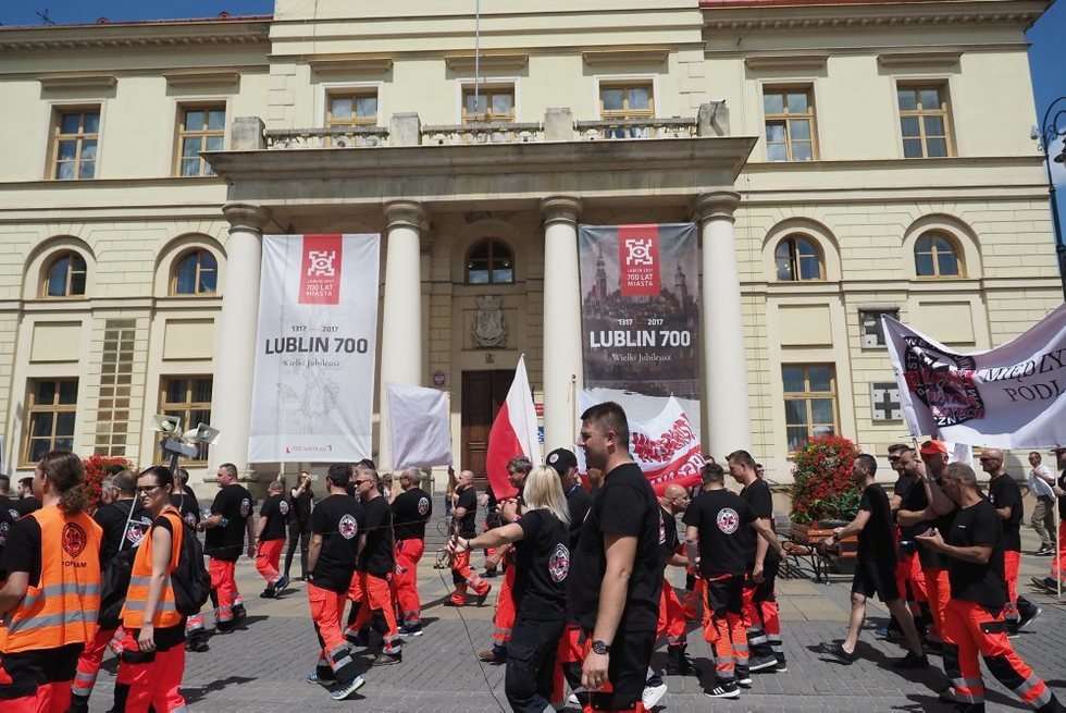  Protest ratowników medycznych w Lublinie (zdjęcie 13) - Autor: Wojciech Nieśpiałowski