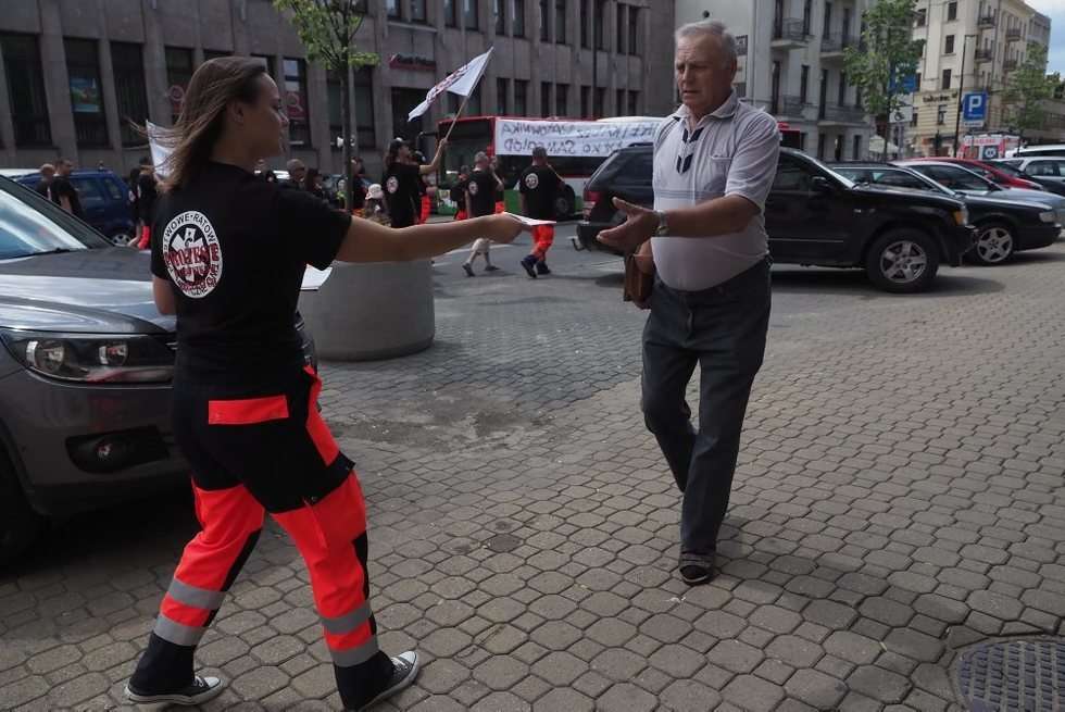  Protest ratowników medycznych w Lublinie (zdjęcie 32) - Autor: Wojciech Nieśpiałowski