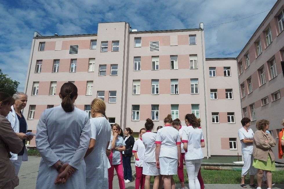  Bomba w szpitalu im. Jana Bożego w Lublinie: ćwiczenia służb ratowniczych  (zdjęcie 40) - Autor: Maciej Kaczanowski 