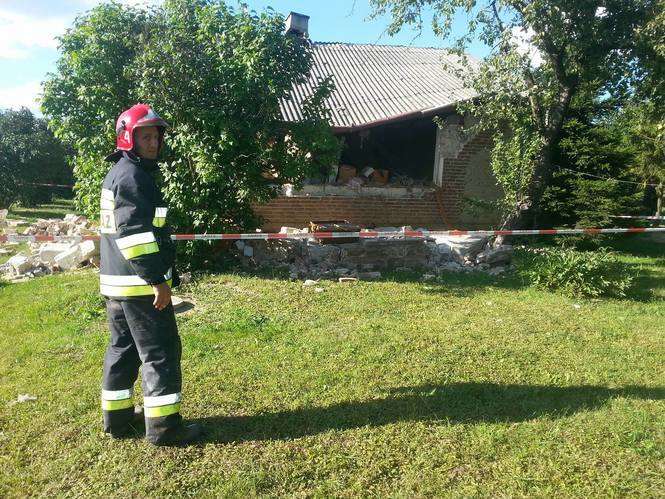 Wybuch gazu zniszczył pół domu w Boduszynie
