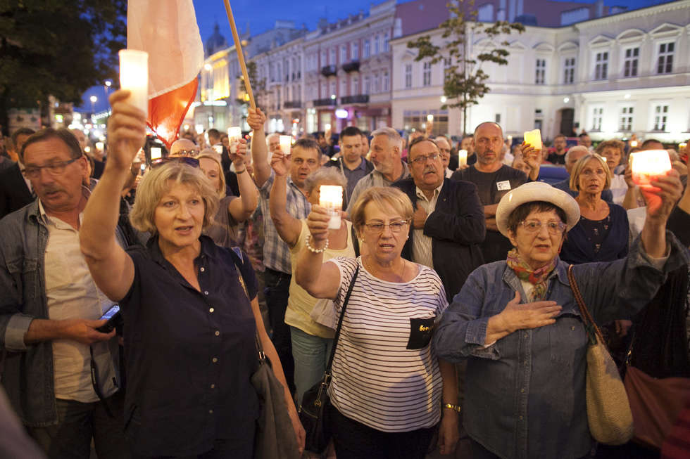  Protest przed Sądem Okręgowym w Lublinie (zdjęcie 9) - Autor: Jacek Szydłowski