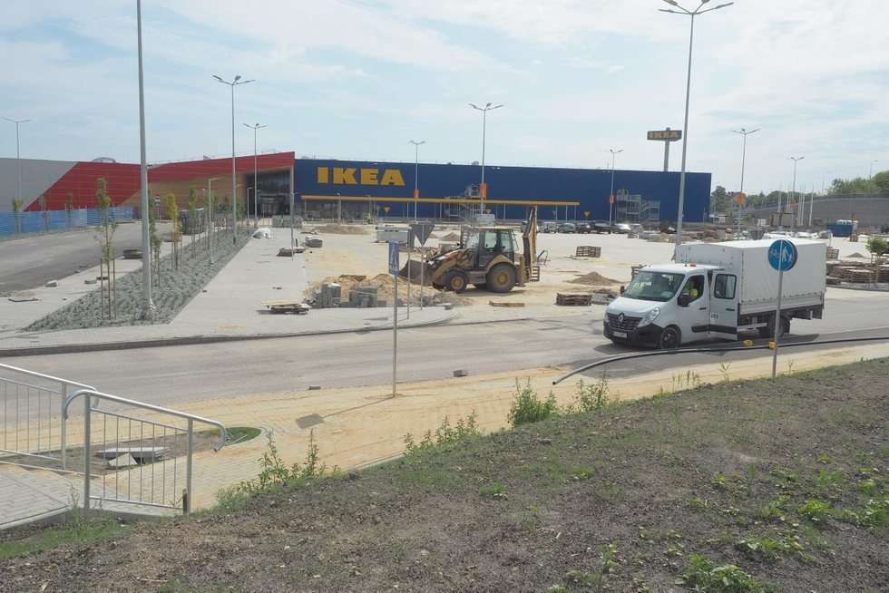  Budowa hipermarketu IKEA: prace wykończeniowe (zdjęcie 7) - Autor: Maciej Kaczanowski