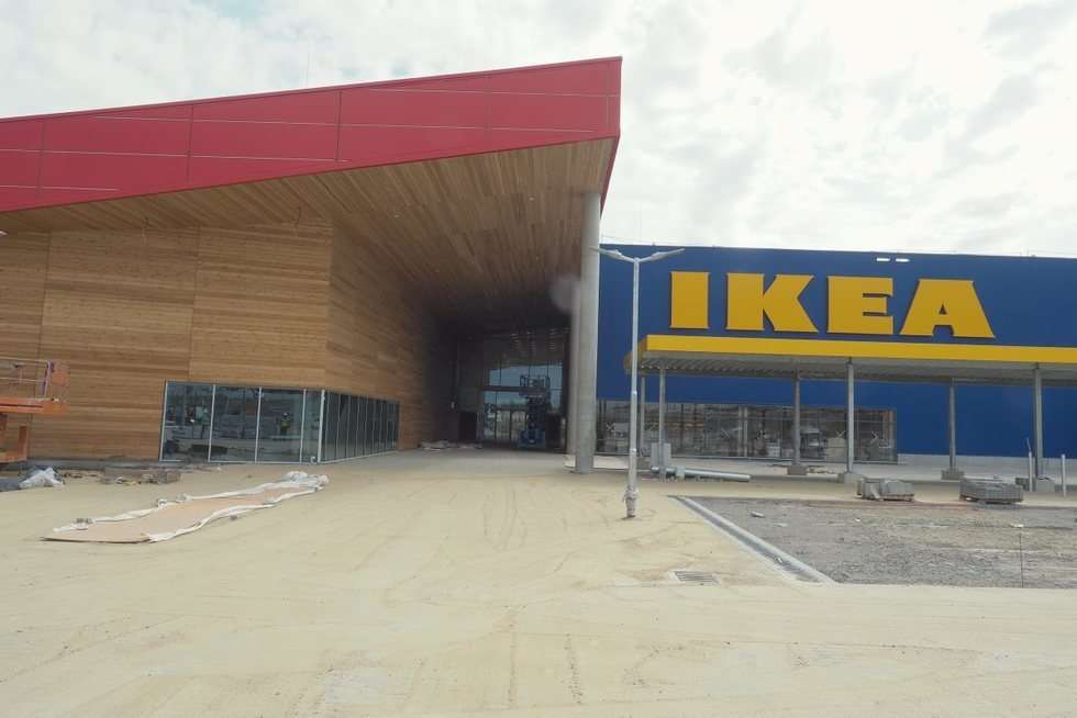  Budowa hipermarketu IKEA: prace wykończeniowe (zdjęcie 9) - Autor: Maciej Kaczanowski