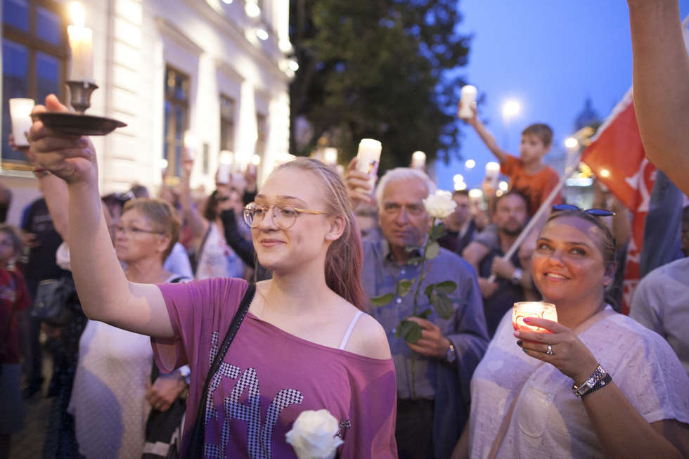  Protest przeciwko zmianom w sądownictwie (zdjęcie 23) - Autor: Jacek Szydłowski