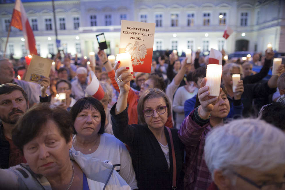  Protest przed sądem w Lublinie (zdjęcie 35) - Autor: Jacek Szydłowski