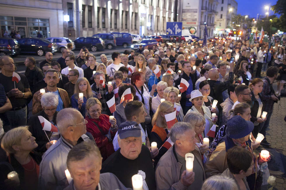  Protest przed sądem w Lublinie (zdjęcie 33) - Autor: Jacek Szydłowski