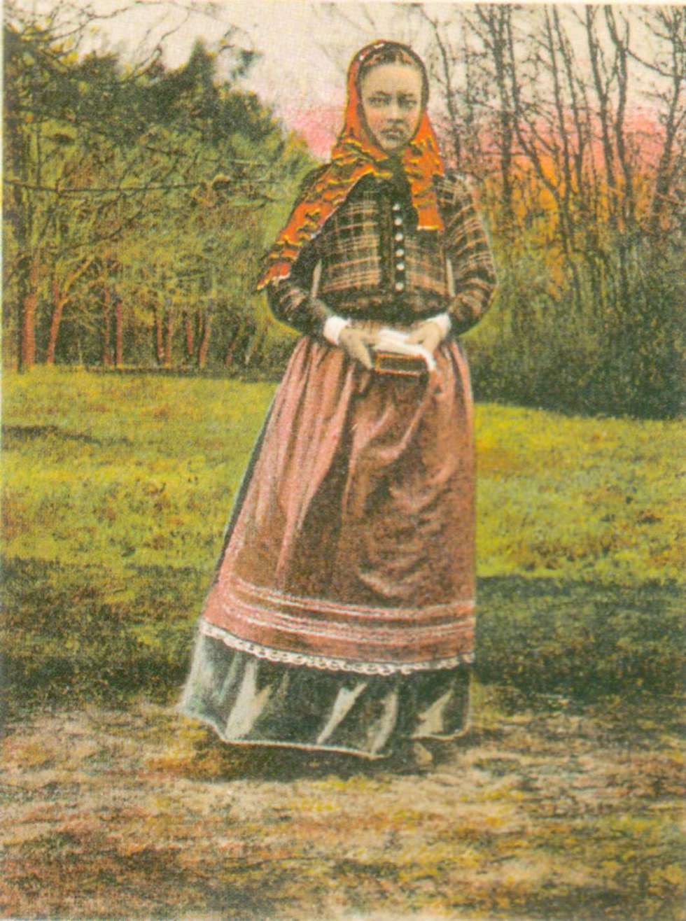  <p>Wieśniaczka z okolic Nałęczowa. XIX wiek</p>