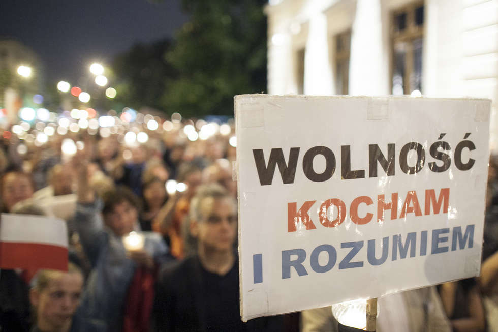  Protest w obronie sądów w Lublinie. Piątek (zdjęcie 27) - Autor: Jacek Szydłowski