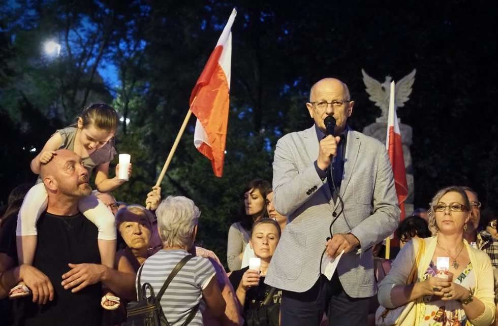  Kolejny protest w obronie sądów w Lublinie - sobota (zdjęcie 15) - Autor: Wojciech Nieśpiałowski