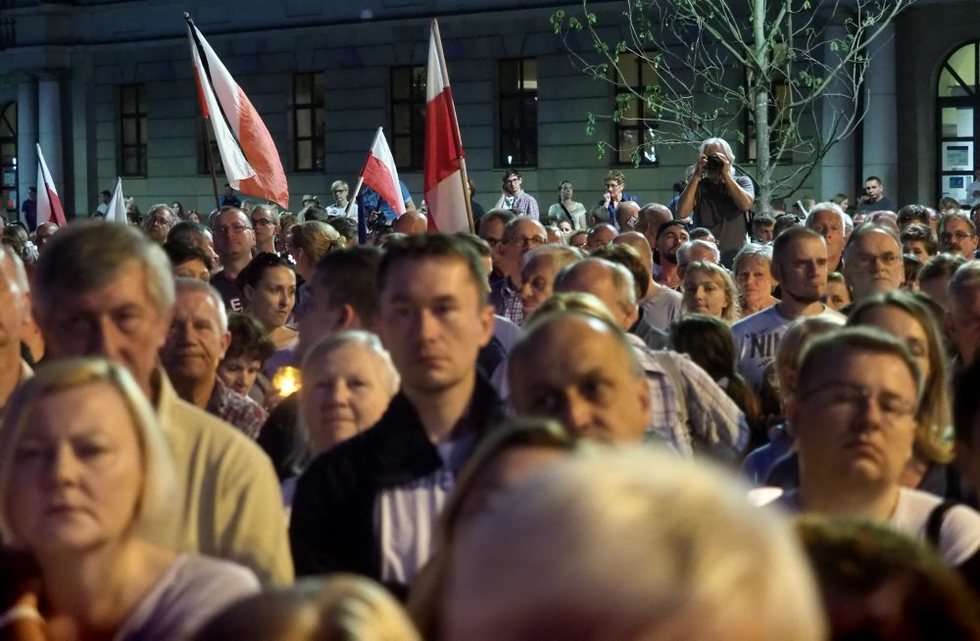  Kolejny protest w obronie sądów w Lublinie - sobota (zdjęcie 6) - Autor: Wojciech Nieśpiałowski