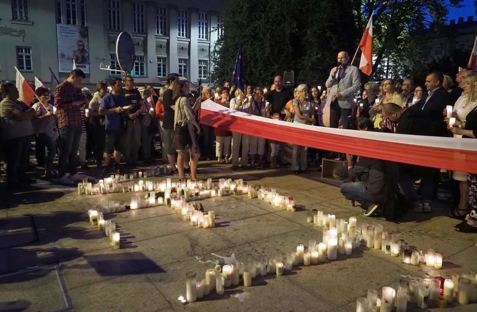  Kolejny protest w obronie sądów w Lublinie - sobota (zdjęcie 7) - Autor: Wojciech Nieśpiałowski