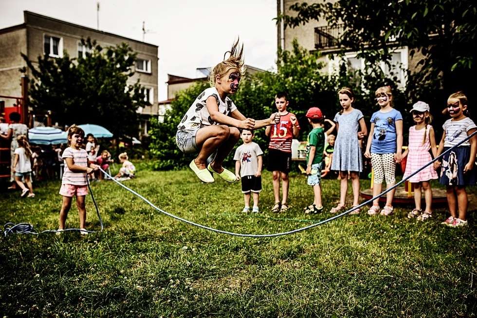 Słoneczny festyn na Słoneczku w Łęcznej (zdjęcie 16) - Autor: Andrzej Mikulski