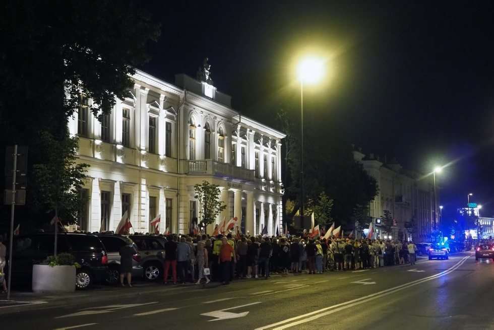  Kolejna manifestacja przed sądem w Lublinie (zdjęcie 4) - Autor: Wojciech Nieśpiałowski