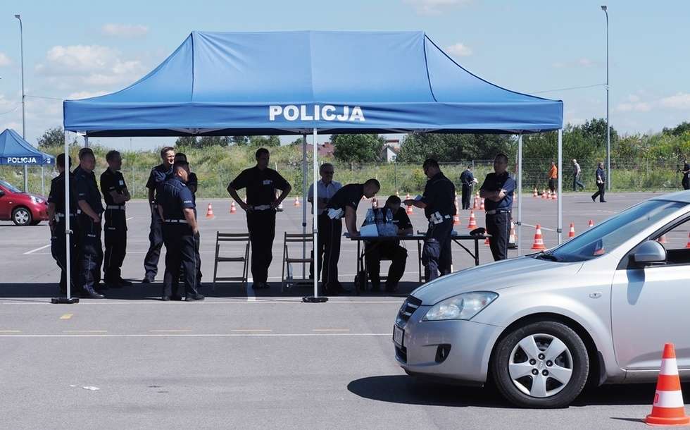 Najlepsi policjanci drogówki w woj. lubelskim (zdjęcie 1) - Autor: Dorota Awiorko