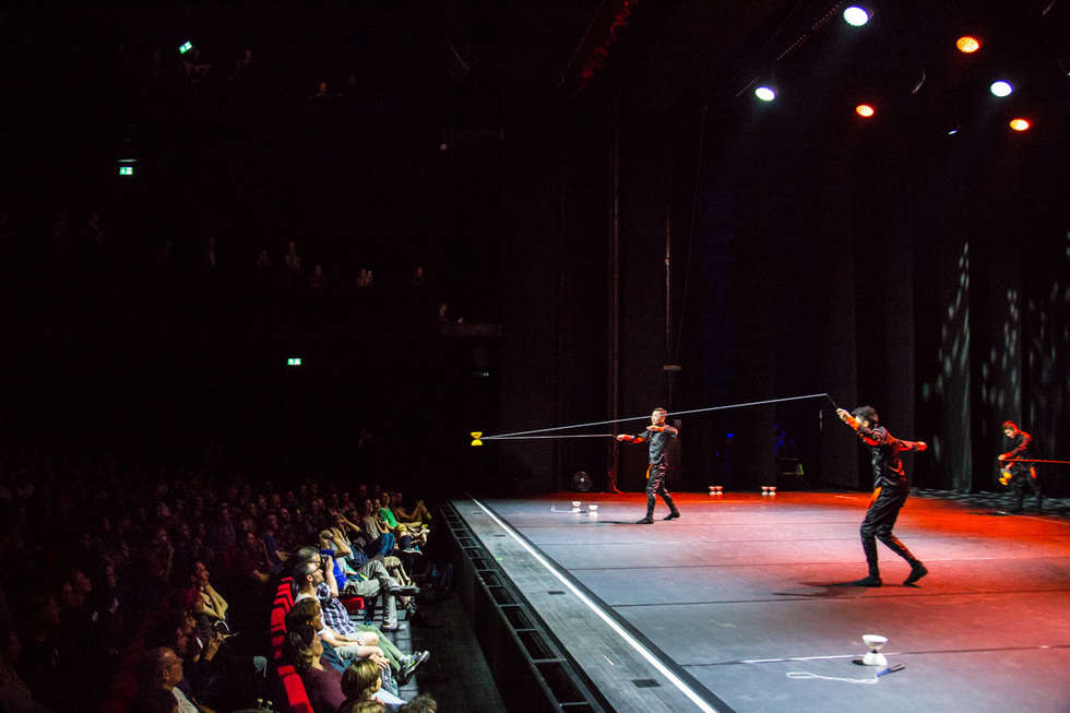  Gala Europejskiej Konwencji Żonglerskiej w CSK (zdjęcie 44) - Autor: TK