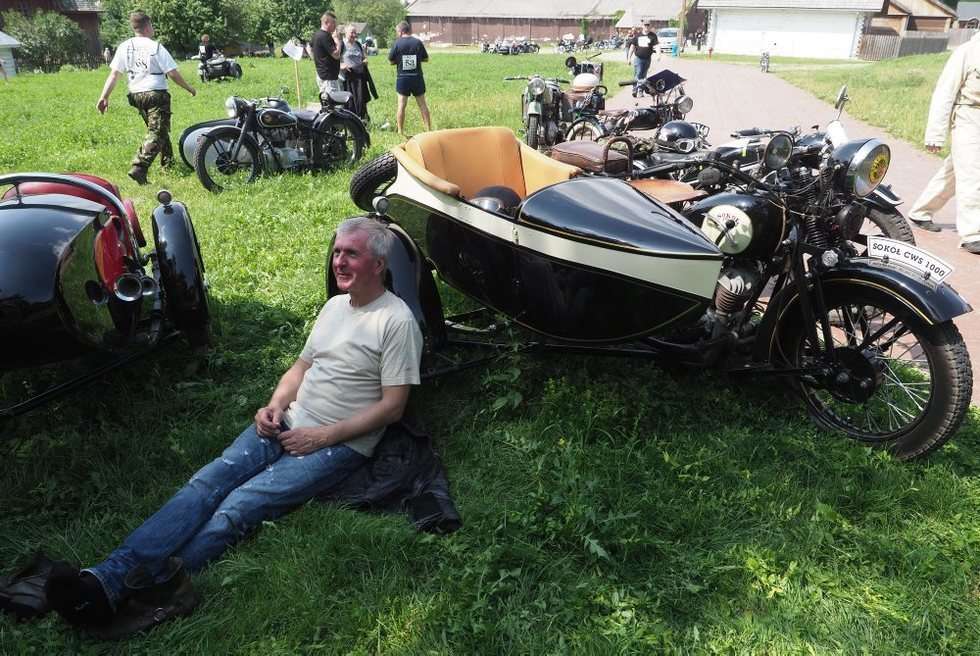  Zabytkowe motocykle w skansenie (zdjęcie 28) - Autor: Wojciech Nieśpiałowski
