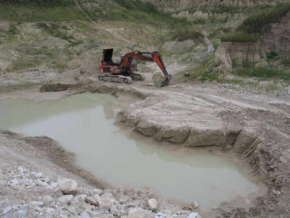  W poniedziałek ponownie skontrolowano kopalnię w Strzyżowie (zdjęcie 3) - Autor: Jacek Barczyński
