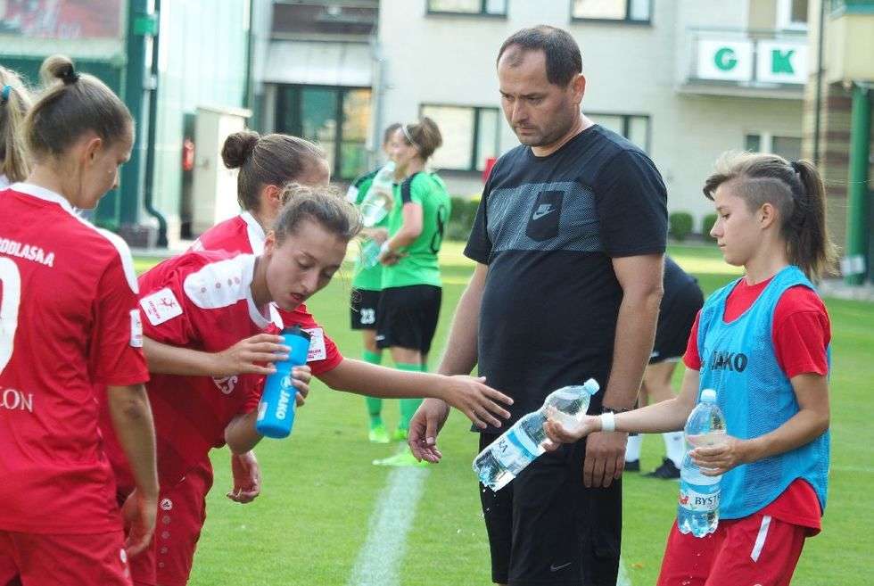  Ekstraliga kobiet: Górnik Łęczna vs AZS PSW Biała Podlaska 4:0 (zdjęcie 30) - Autor: Maciej Kaczanowski 