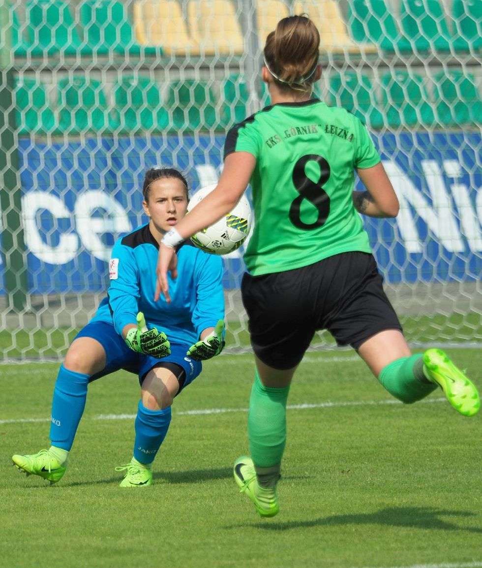  Ekstraliga kobiet: Górnik Łęczna vs AZS PSW Biała Podlaska 4:0 (zdjęcie 35) - Autor: Maciej Kaczanowski 
