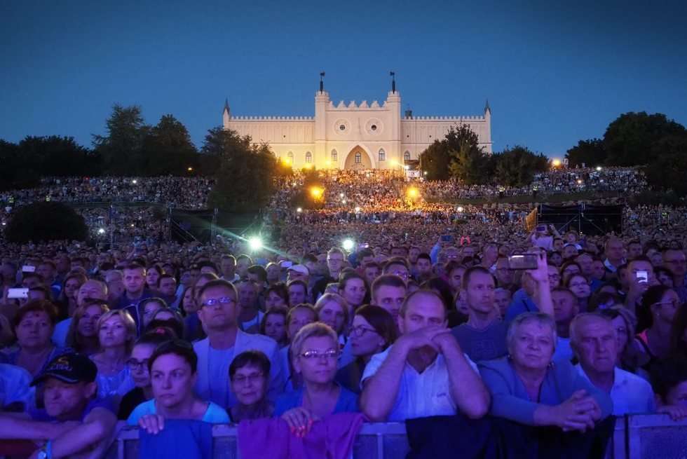  Zakochani w Lublinie - koncert na 700. lecie miasta (zdjęcie 3) - Autor: Wojciech Nieśpiałowski