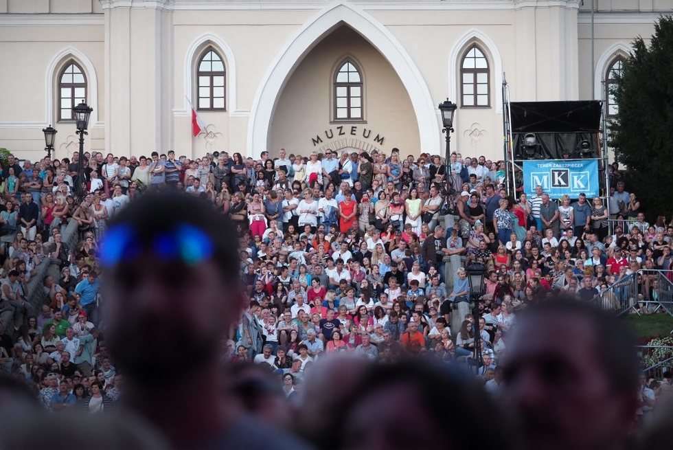  Zakochani w Lublinie - koncert na 700. lecie miasta (zdjęcie 28) - Autor: Wojciech Nieśpiałowski