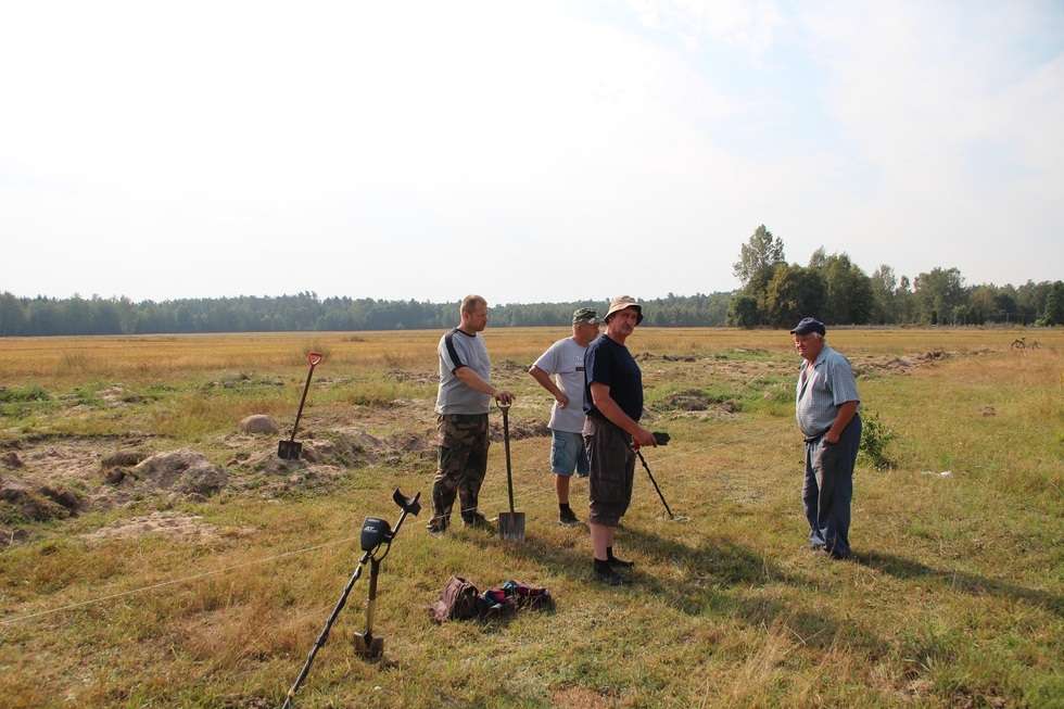  Kolejne wykopaliska w gminie Drelów (zdjęcie 1) - Autor: Ewelina Burda
