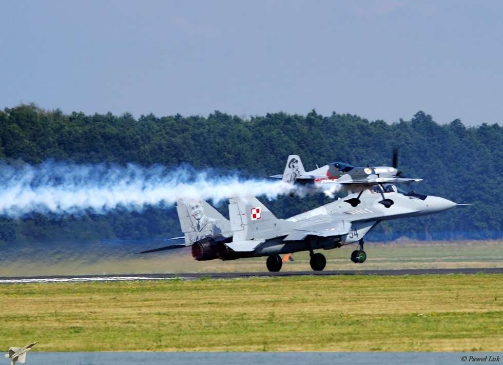  Święto 41. Bazy Lotnictwa Szkolnego w Dęblinie (zdjęcie 28) - Autor: Paweł Luk