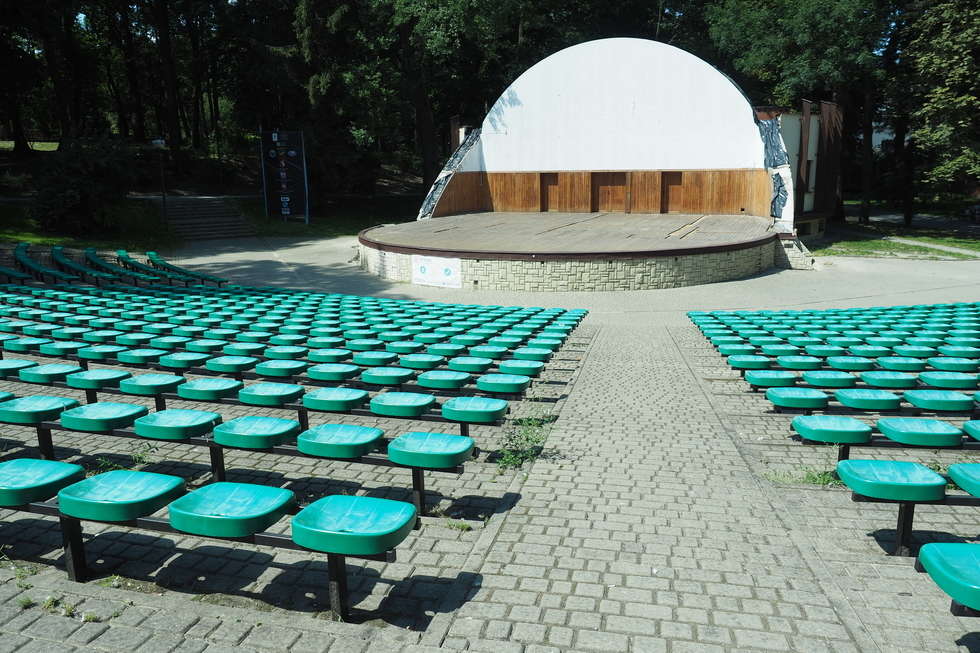 Muszla koncertowa w Ogrodzie Saskim (zdjęcie 2) - Autor: Maciej Kaczanowski