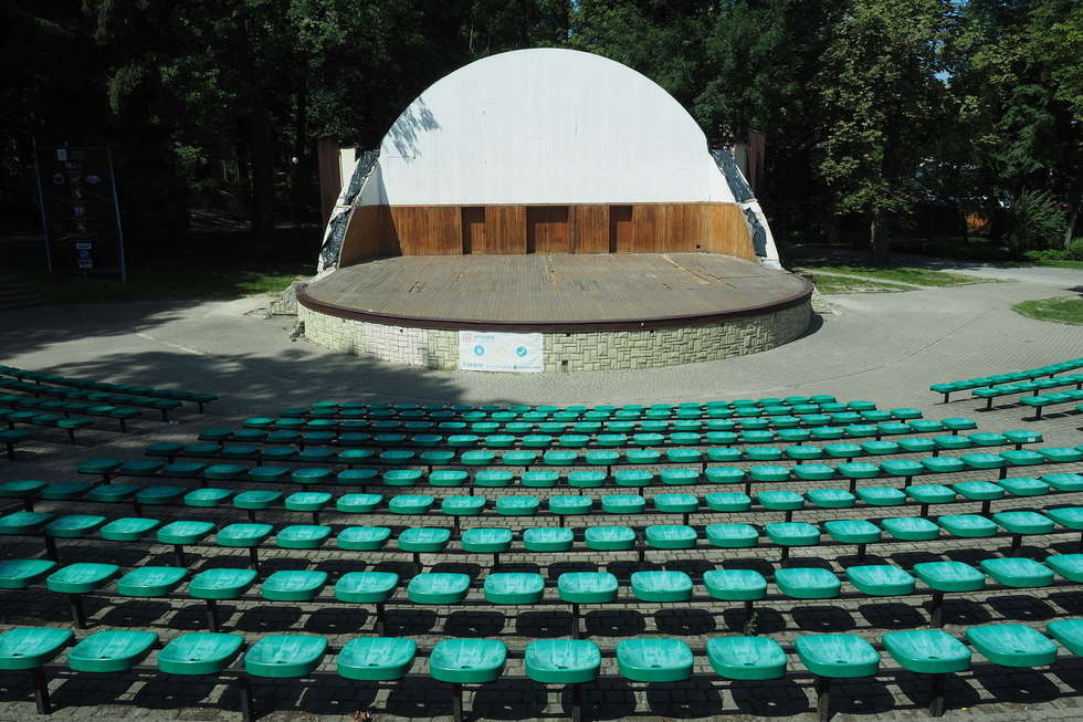  Muszla koncertowa w Ogrodzie Saskim (zdjęcie 4) - Autor: Maciej Kaczanowski