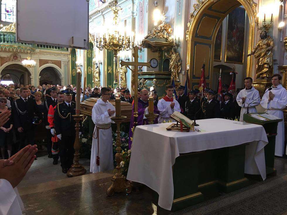  Opole Lubelskie: Pogrzeb tragicznie zmarłego strażaka Pawła Górki (zdjęcie 5) - Autor: Zbigniew Gąsior