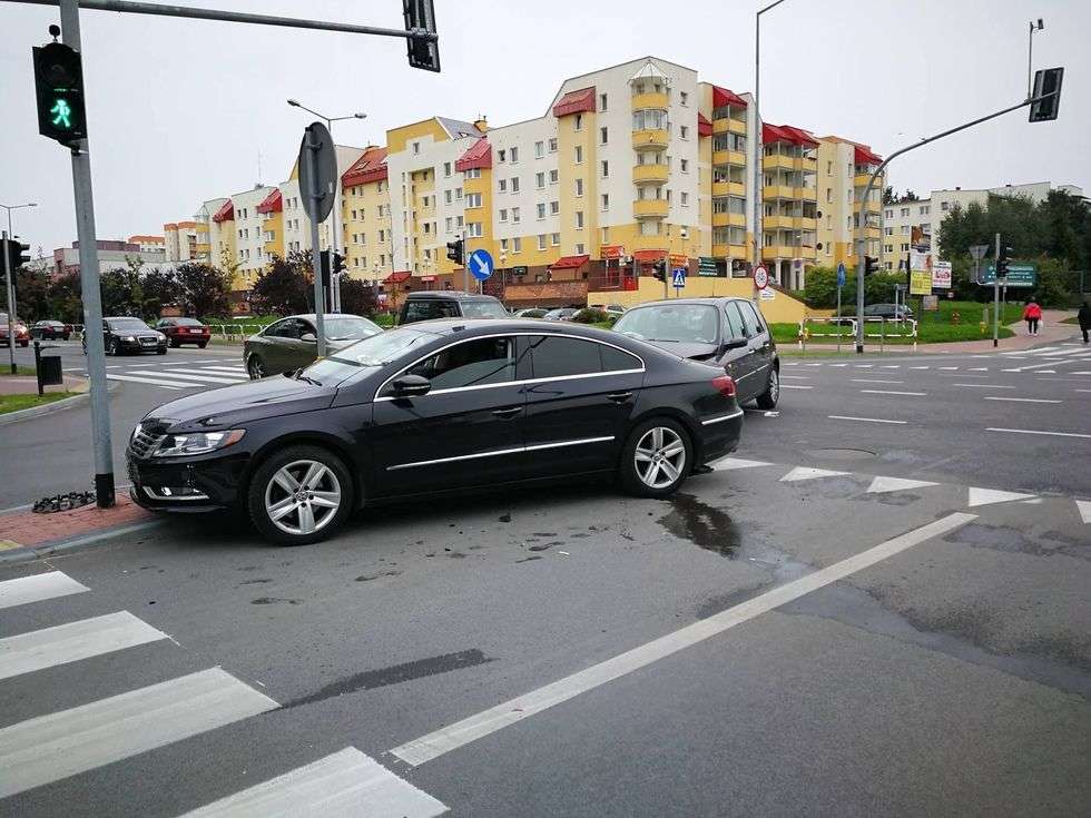  Puławy: Zderzenie samochodów na ul. Lubelskiej (zdjęcie 2) - Autor: Grzegorz Szafranek