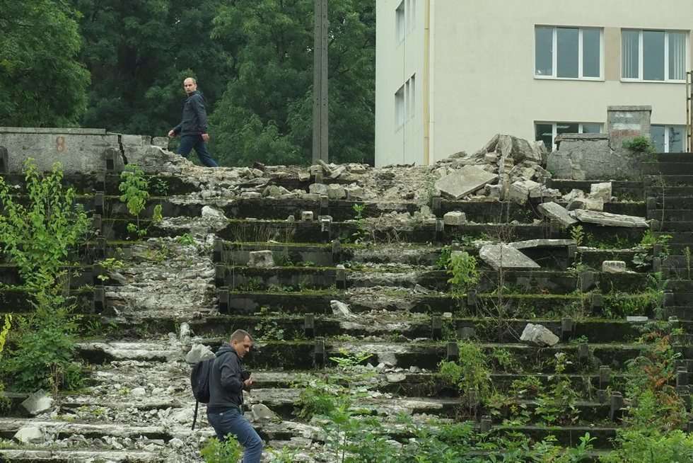  Rozbiórka trybun na stadionie Lublinianki (zdjęcie 11) - Autor: Maciej Kaczanowski